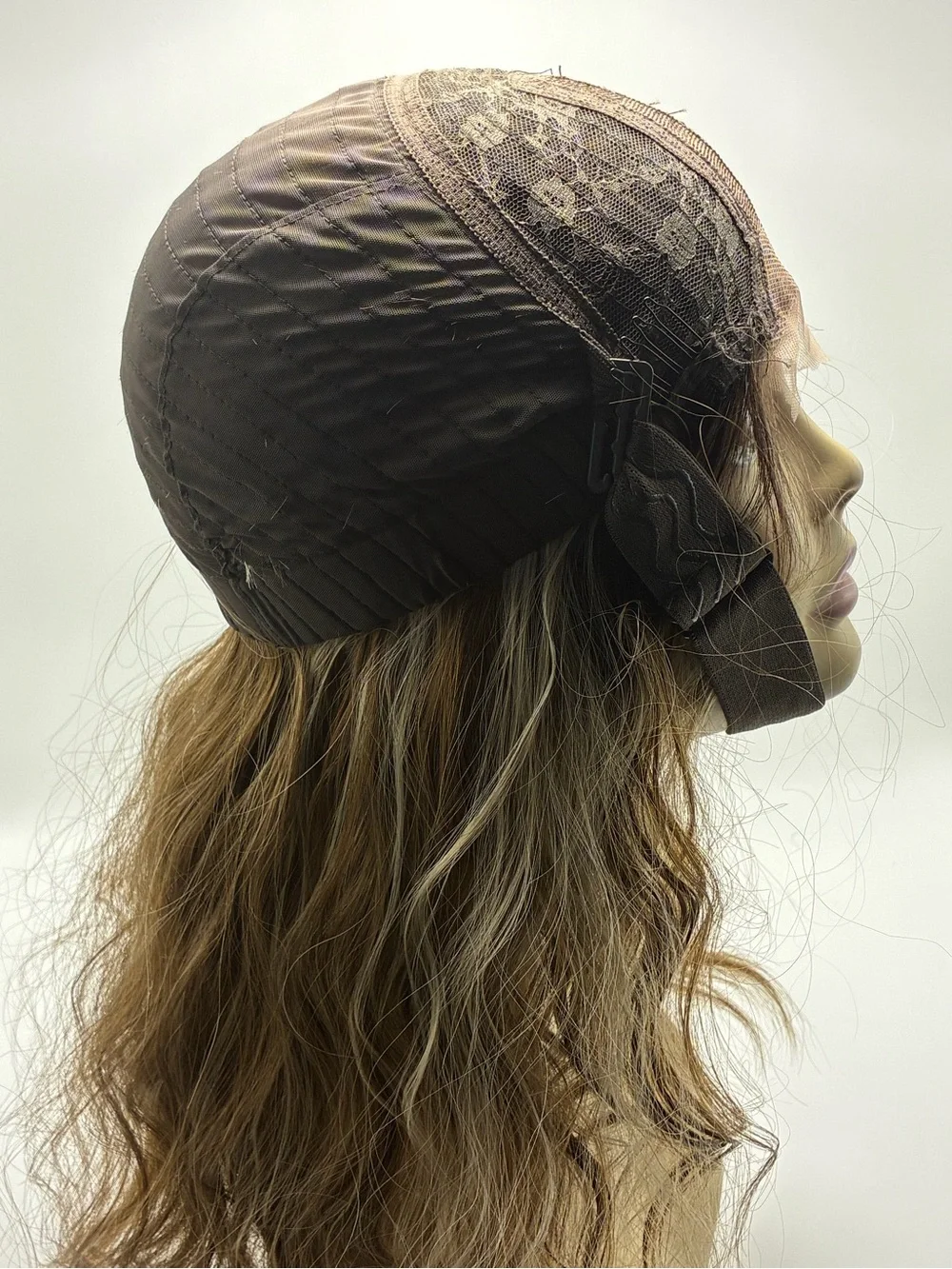 Natural Wavy Women's Wig in Light Brown Blonde Highlights.  Synthetic. 20”